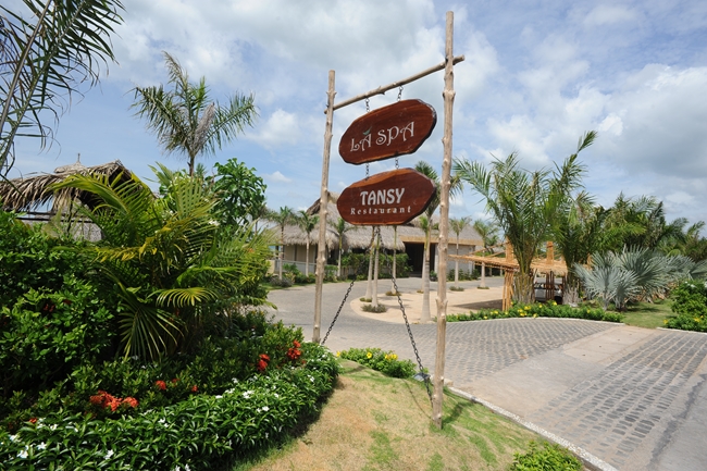 Aroma Resort Phan Thiết 4* 2N1Đ + Ăn Trưa/Tối + Cabana Pool