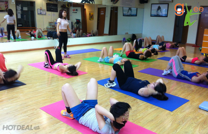 Chọn 1 Trong Những Khóa Học Zumba Fitness, Yoga Và Core Fitness Tại CLB Glee